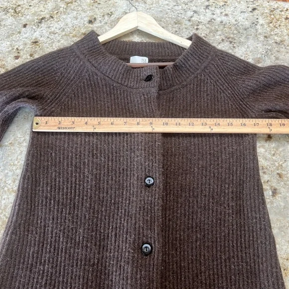 TSE RIBBED MID-SLEEVE 100% CASHMERE BALLOON SLEEVE ROUND COLLAR BUTTON SWEATER